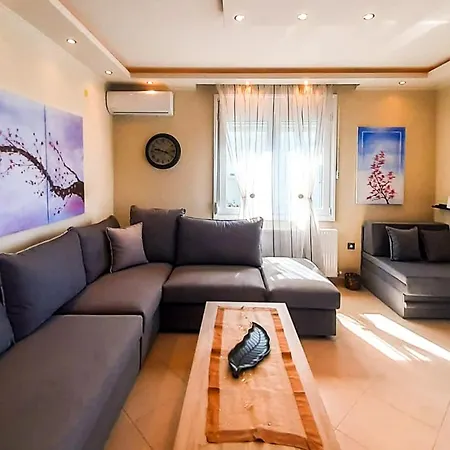 Dreamy By The Sea Daire *